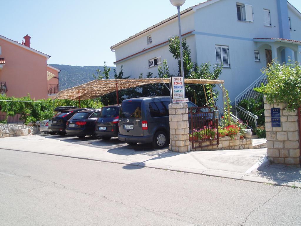 Apartment Orbanic Cres Εξωτερικό φωτογραφία