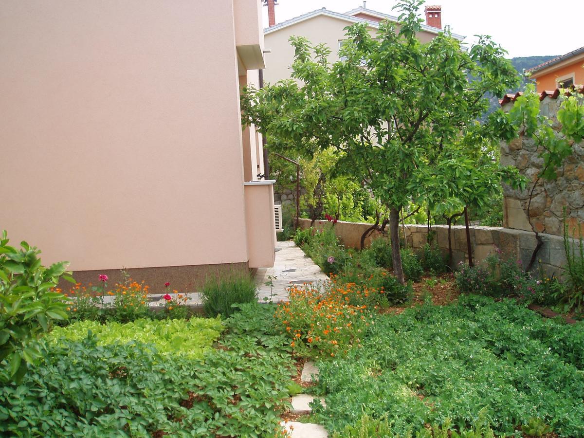 Apartment Orbanic Cres Εξωτερικό φωτογραφία