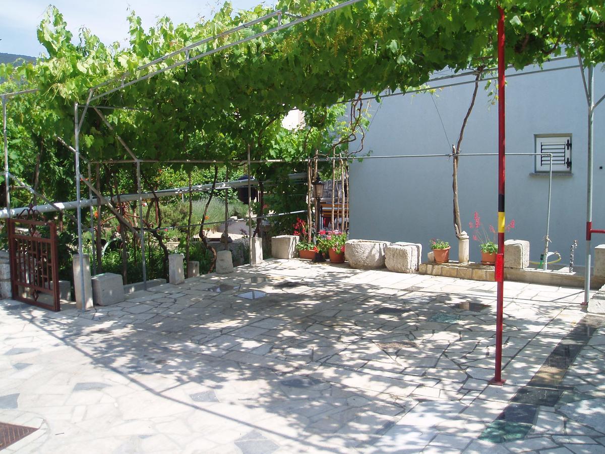 Apartment Orbanic Cres Εξωτερικό φωτογραφία